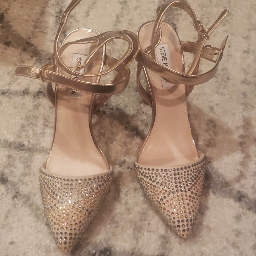 Steve Madden tan heels